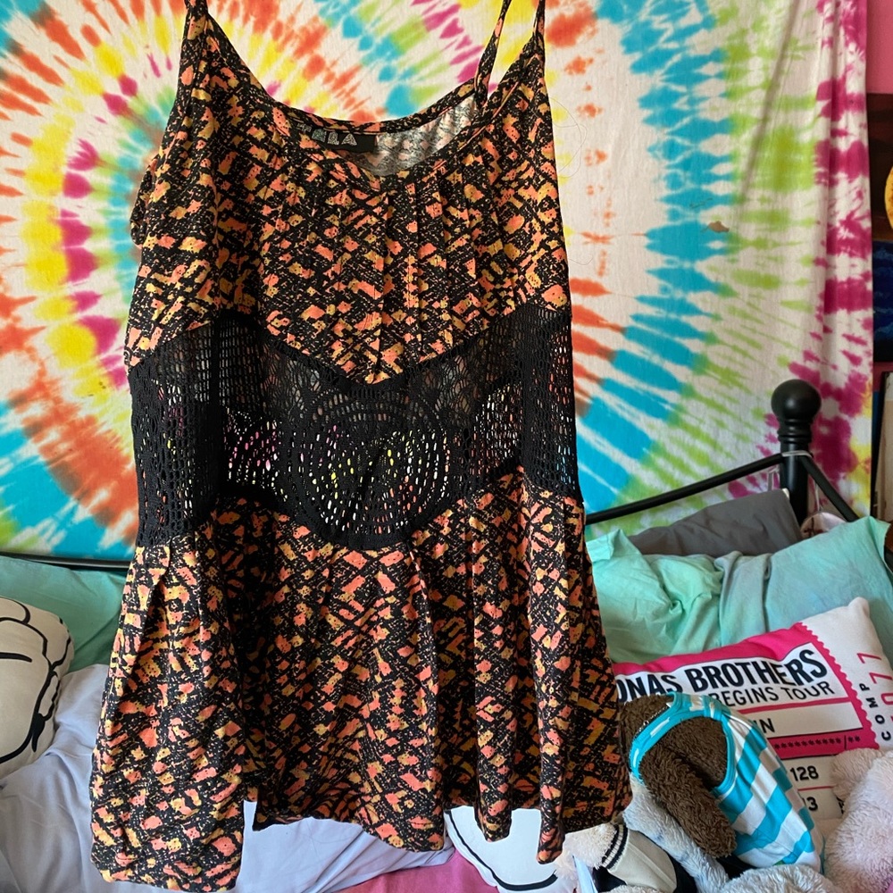 UO top